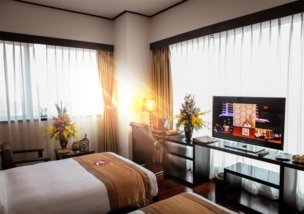 Halong Palace Hotel Халонг Экстерьер фото