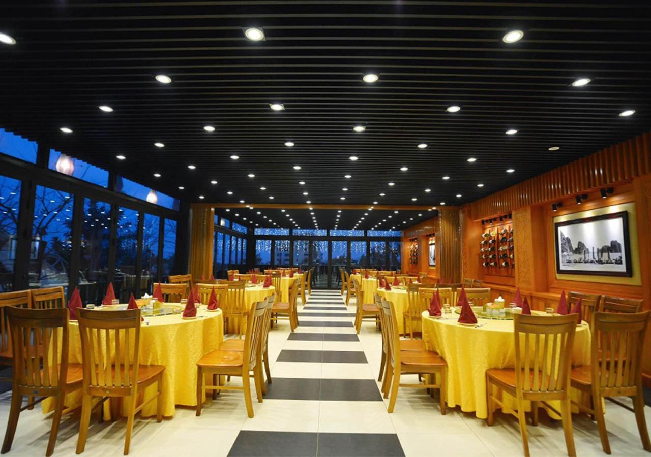 Halong Palace Hotel Халонг Экстерьер фото