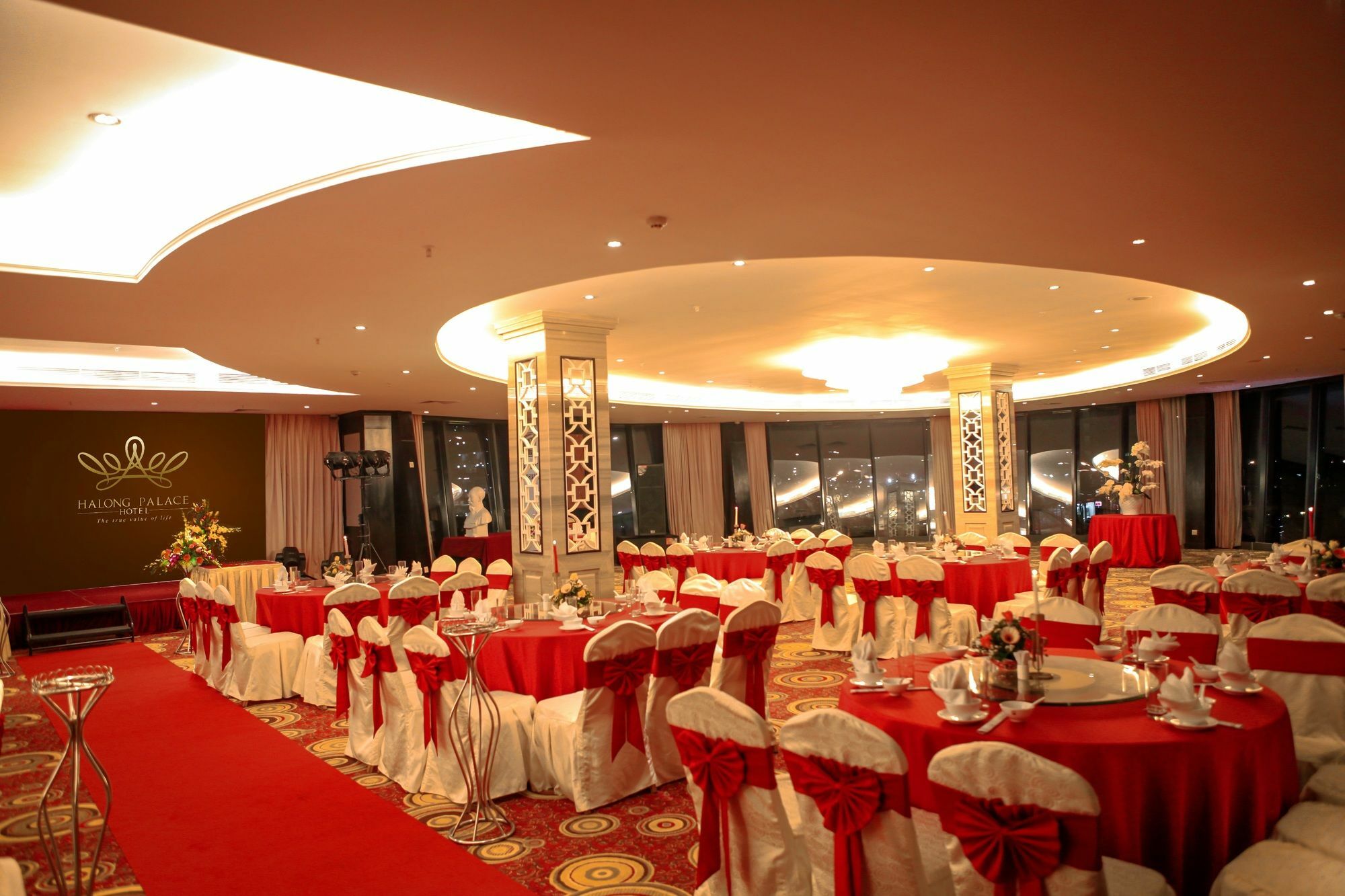 Halong Palace Hotel Халонг Экстерьер фото